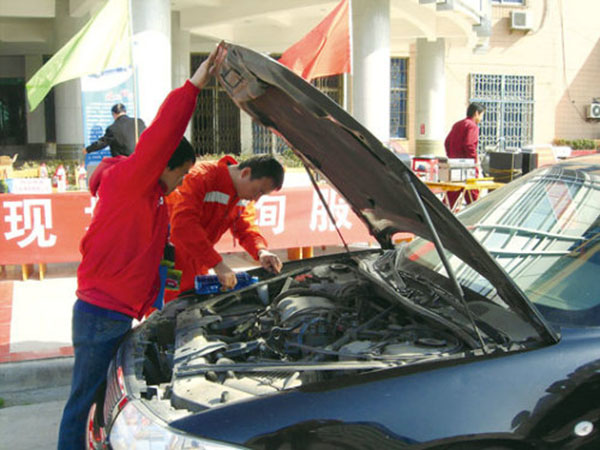 車主日常保養(yǎng) 汽車“四格”更換不容忽視